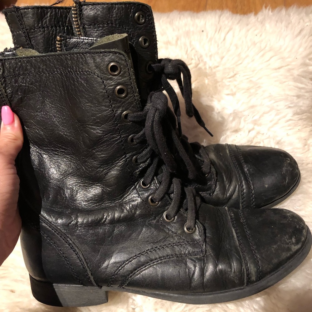 Steve Madden Troopa boots